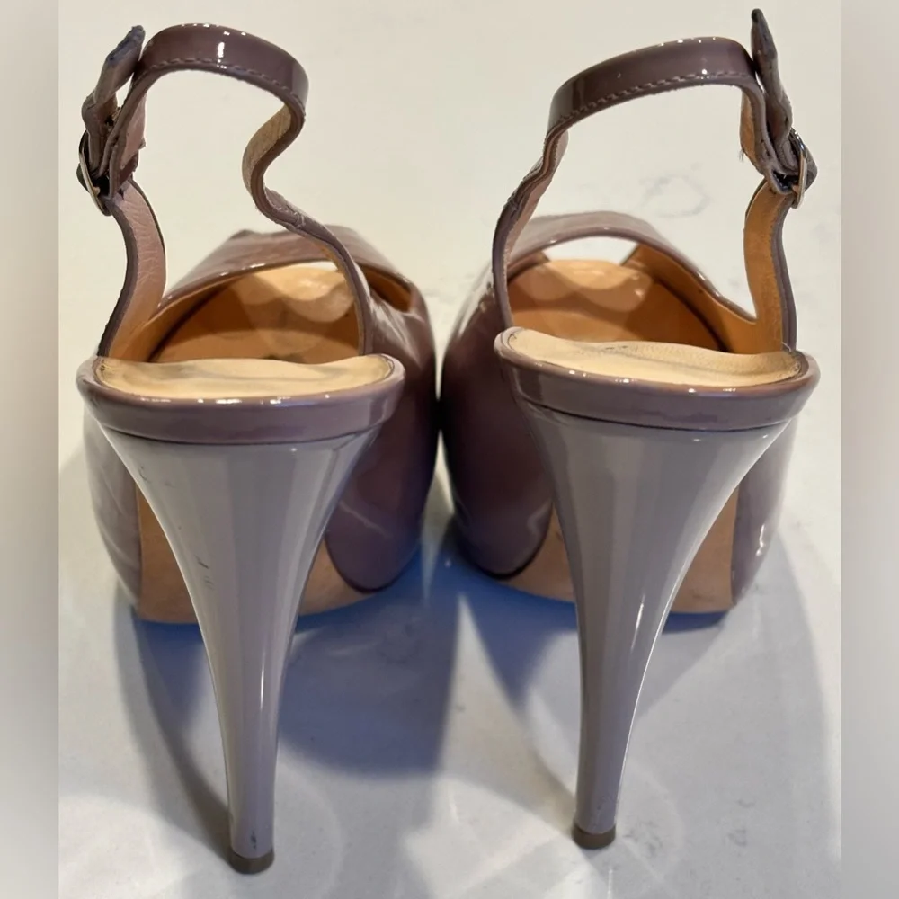 Giuseppe Zanotti Beige Patent Leather Peep Toe Slingback Platform Sandals 38.5